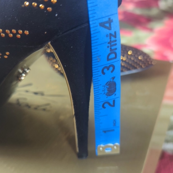 Women's Booties - Picture 7 of 7